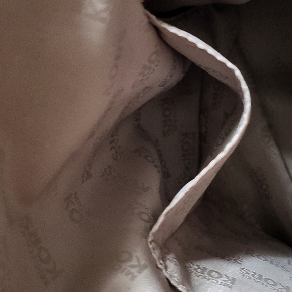 Michael Kors Bedford Legacy - Picture 11 of 12